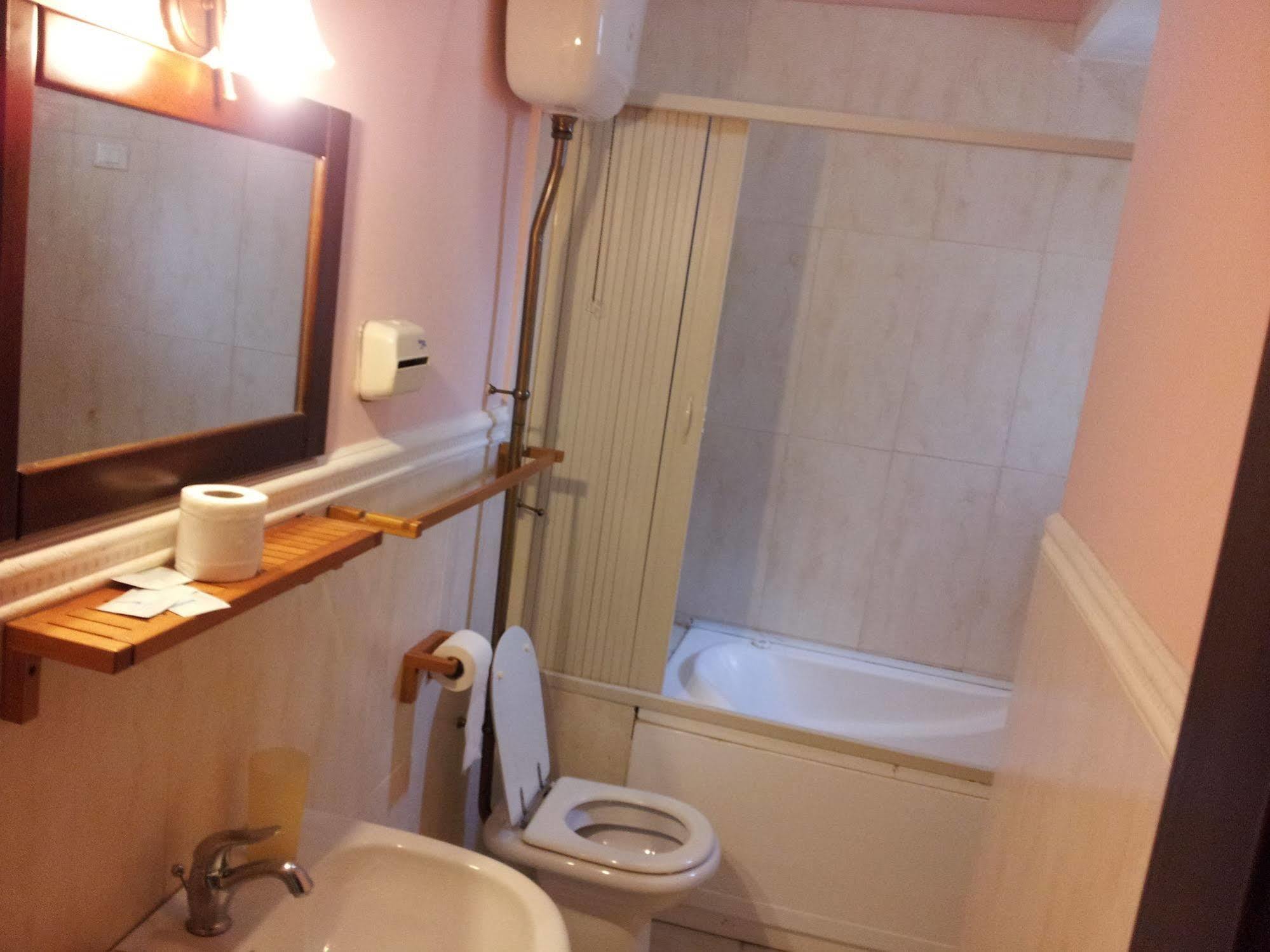 La Storia Di 3* Naples