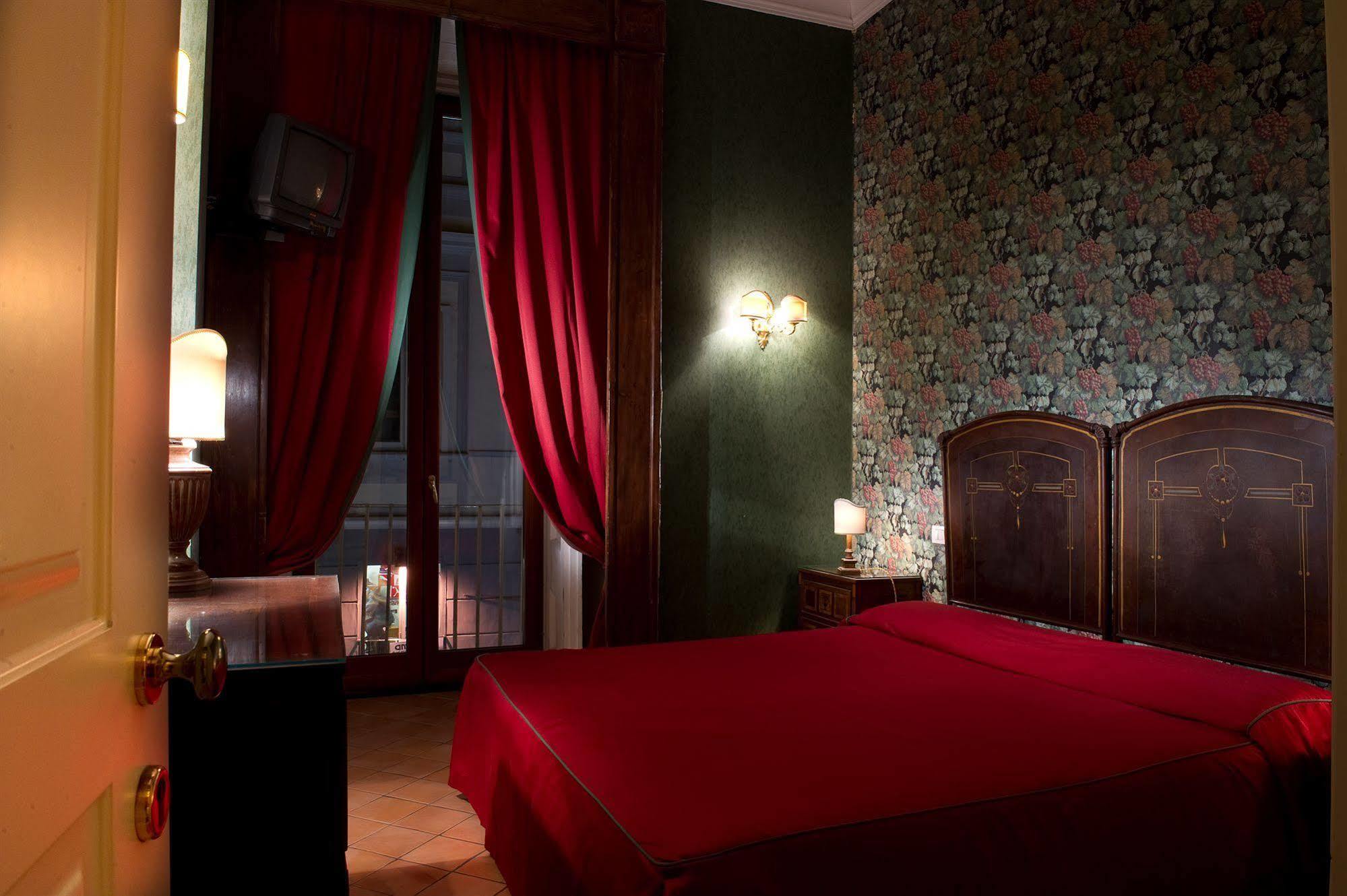 Hotel Chiaja De Charme