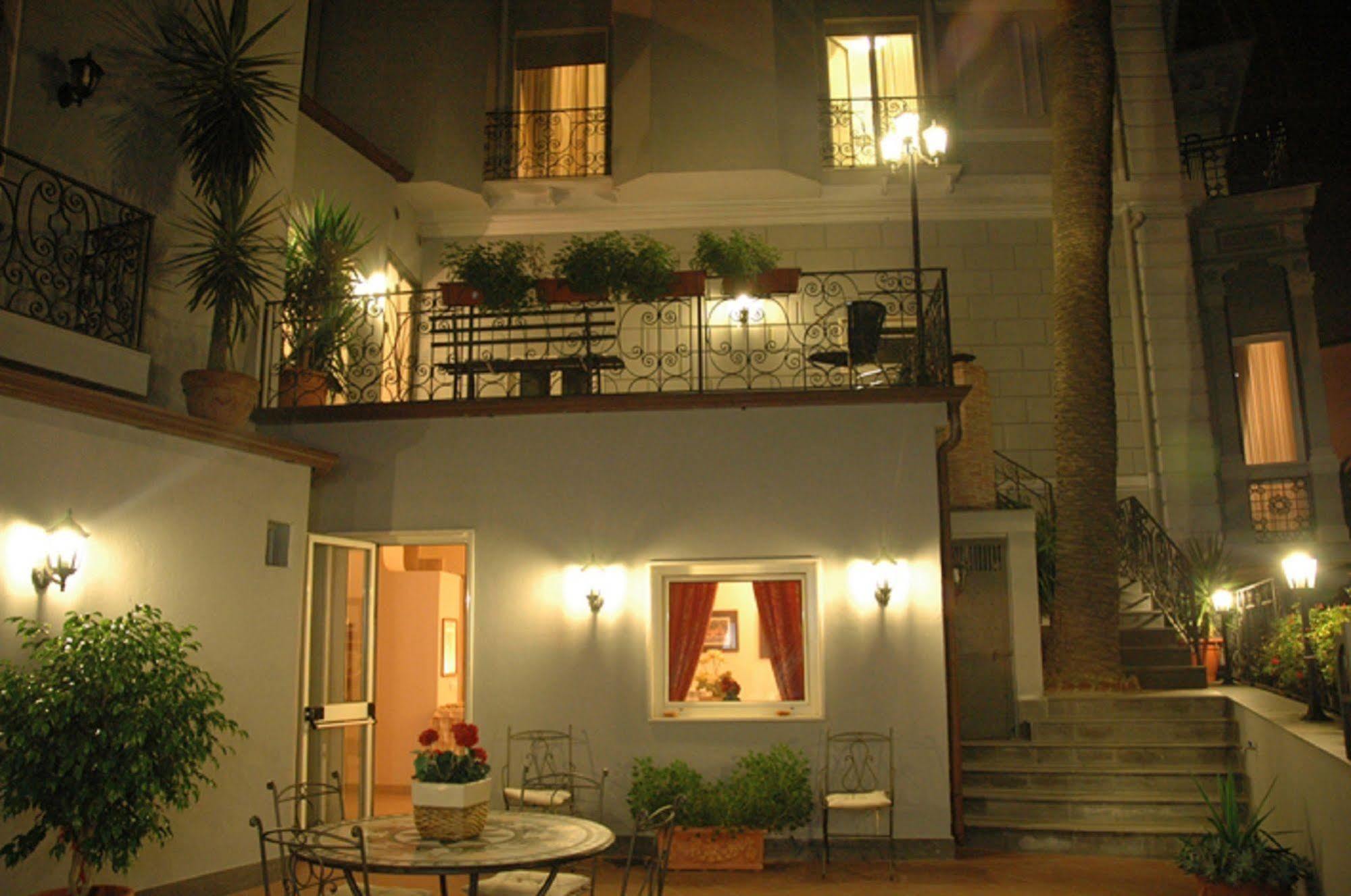 Margherita 3* Naples