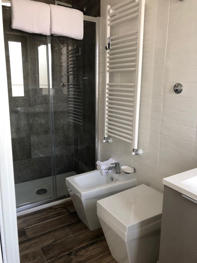 South Hands Guest house *