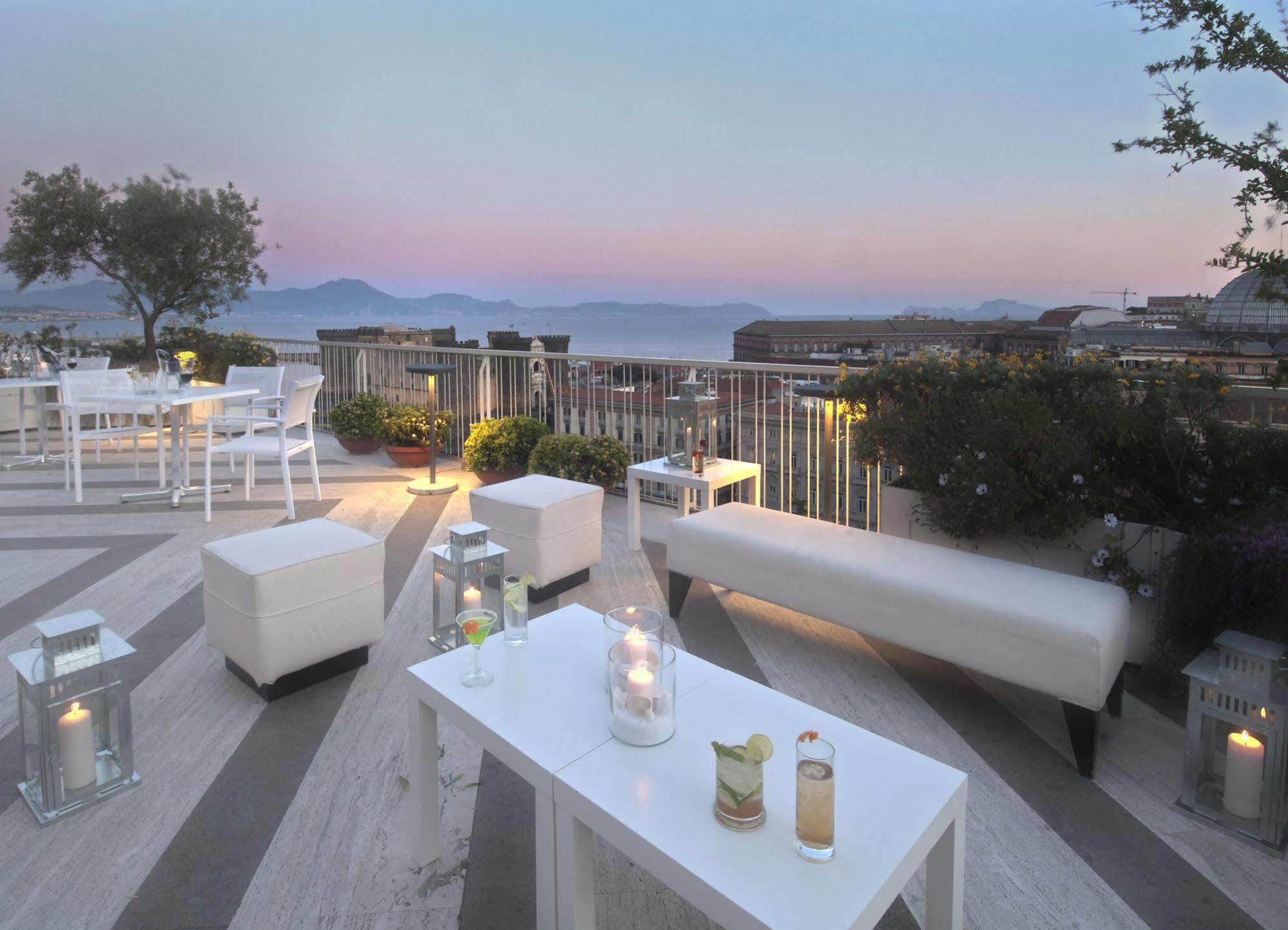 Renaissance Mediterraneo 4* Naples