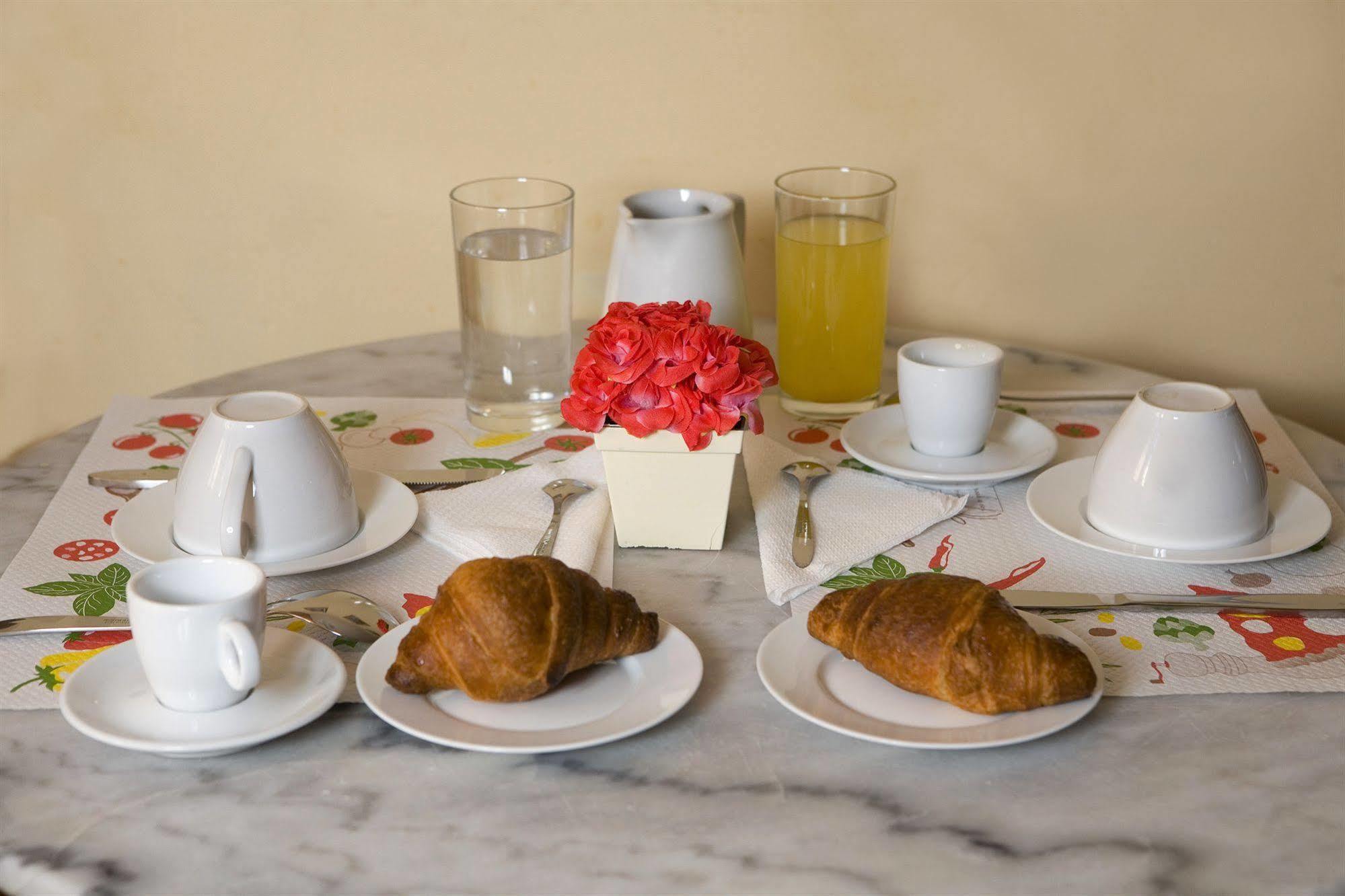 Cineholiday Hotel Naples