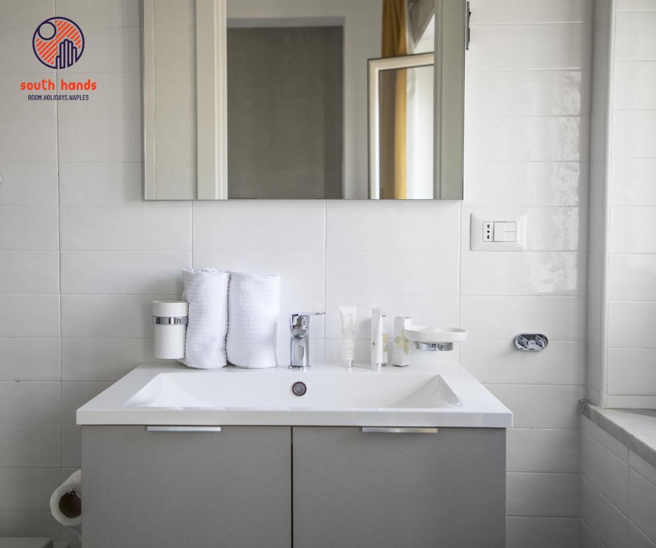 South Hands Guest house *