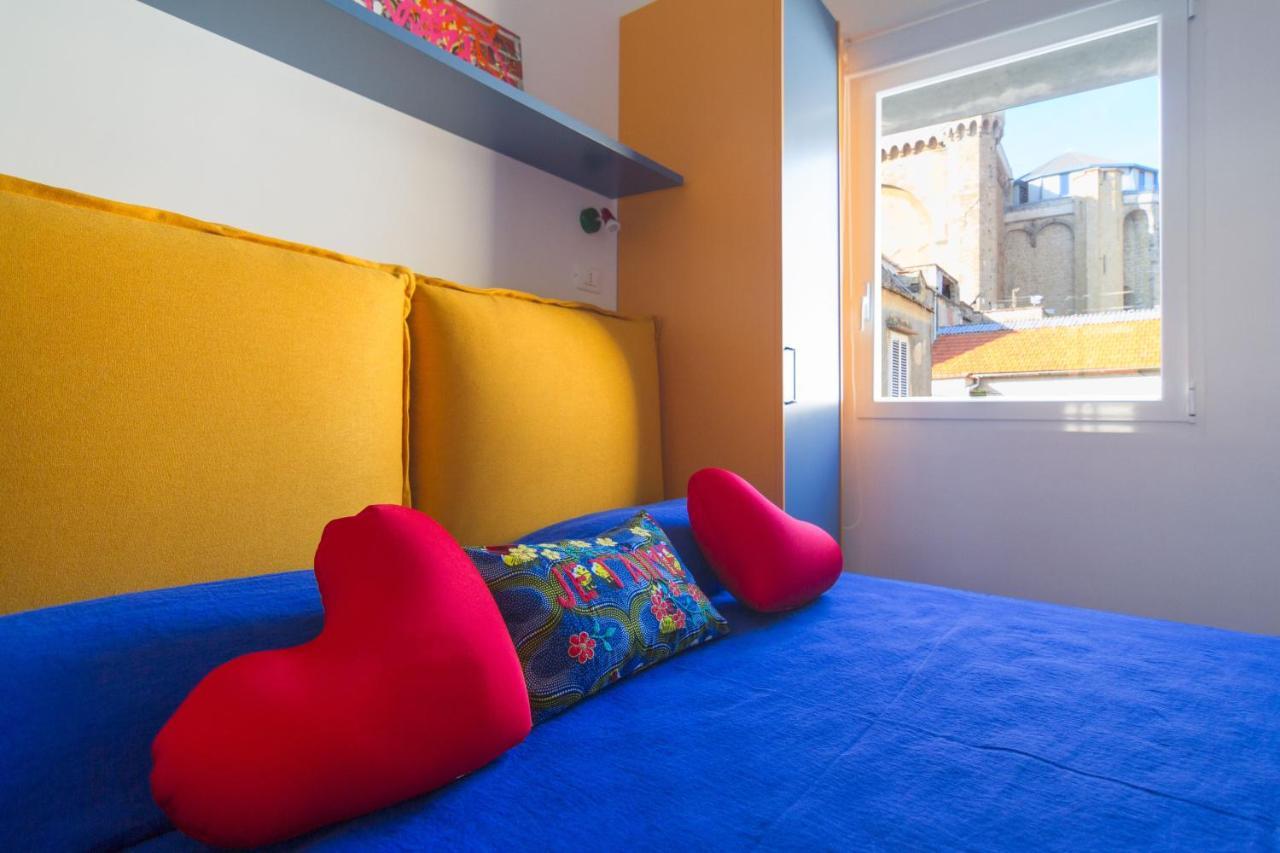 San Gennaro Modern Flat *