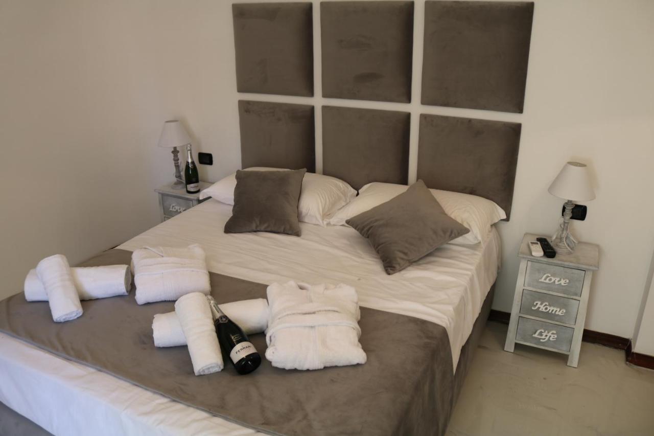Neapolis Life Guest house Naples