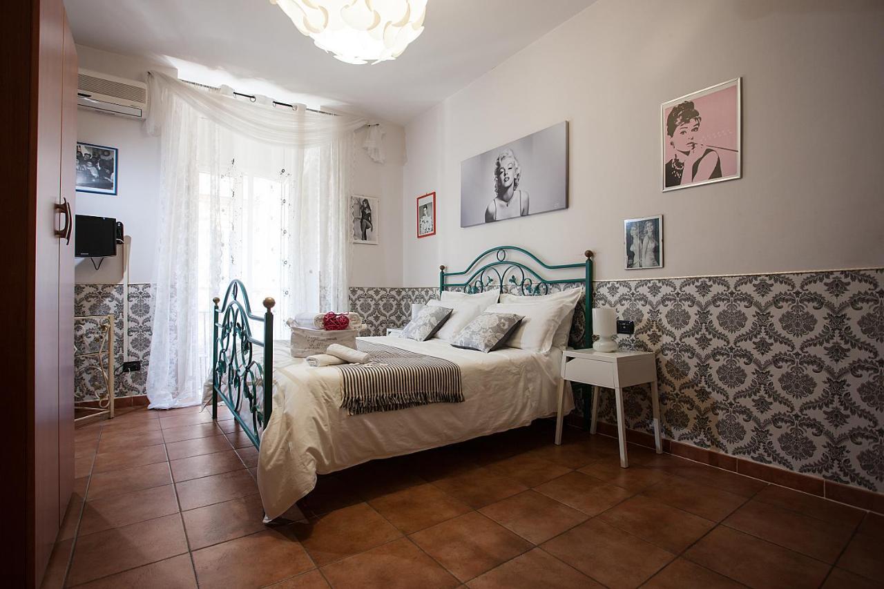Hotel Cineholiday Naples