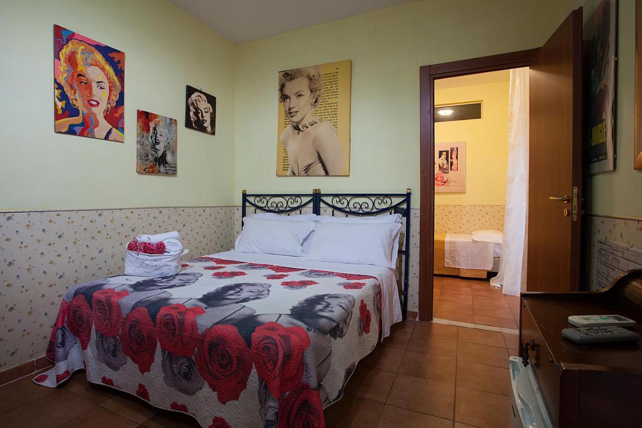 Cineholiday Hotel Naples