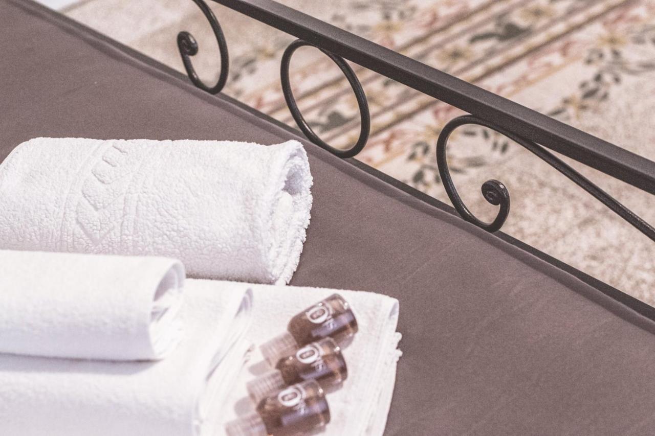 Caterina 73 Rooms&breakfast 3* Naples