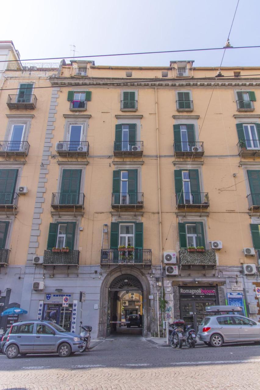 Guest house Tutt 'e Sant Luxury 2*