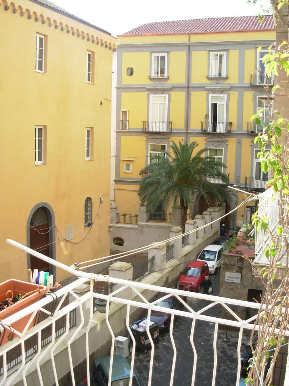 Tribu Bed & Breakfast 3*