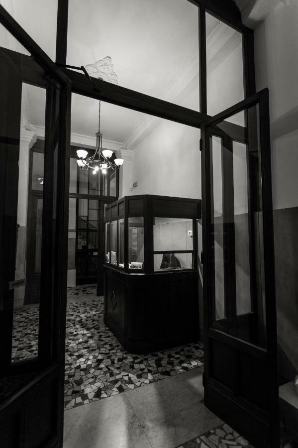 Depretis19 Bed & Breakfast Naples