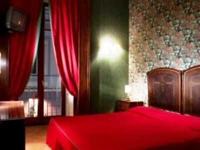 Hotel Chiaja De Charme 3*