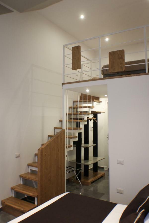 Guest house Be Italian Flat Piazza Bovio 22