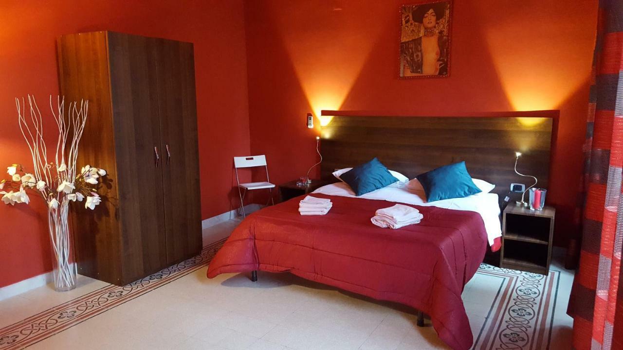 Holiday Art Bed & Breakfast Naples