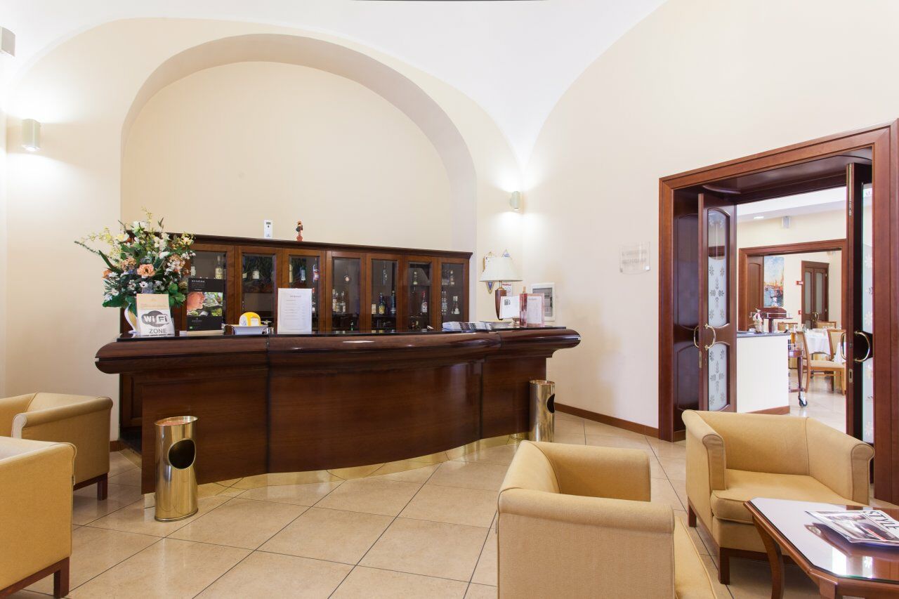 Hotel Le Cheminee Business