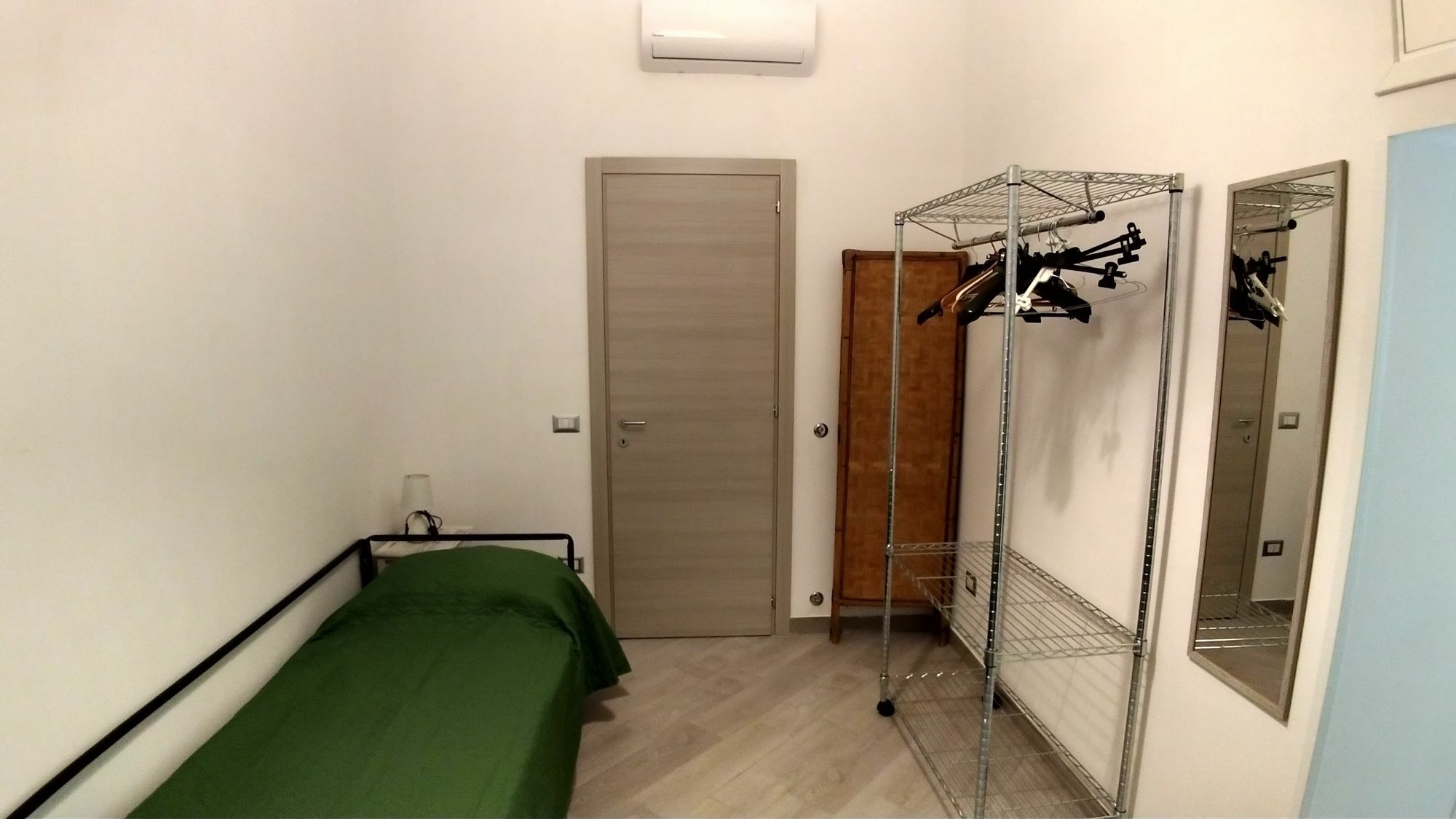'a Vucchella Naples