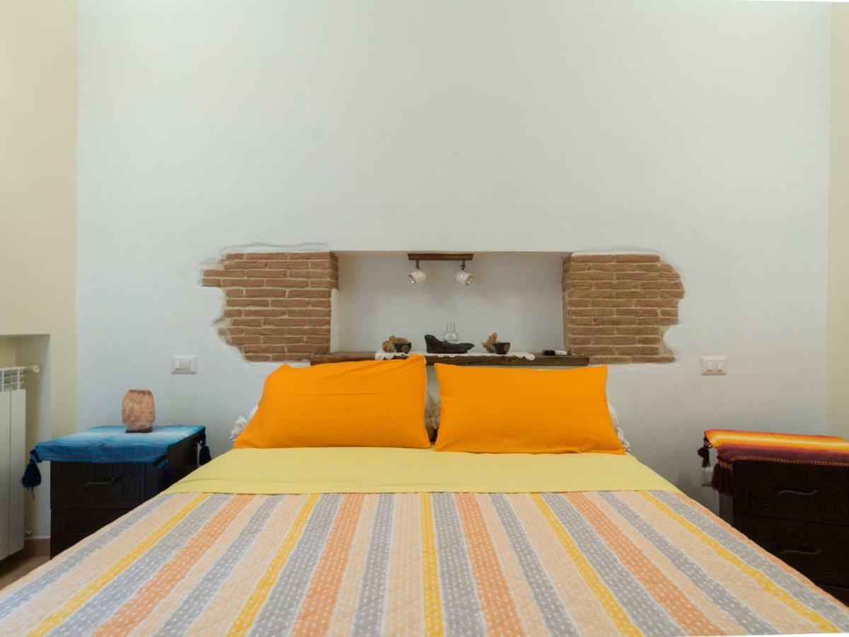 Corte Del Re Dimora Storica Bed & Breakfast Naples
