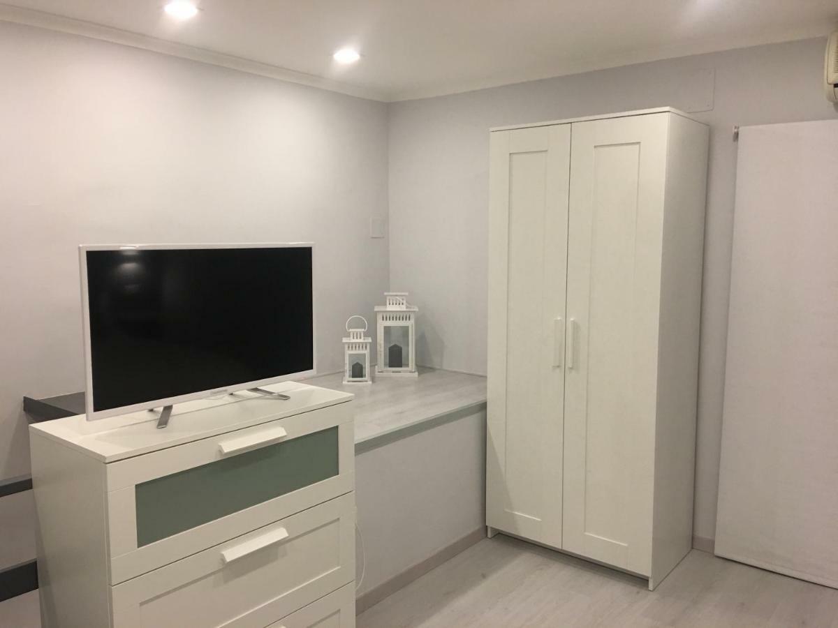 The Lux Mergellina Bed & Breakfast Naples