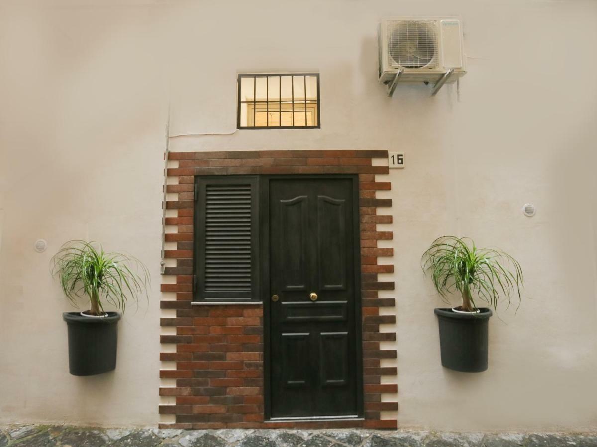 Santa Chiara Maison * Naples