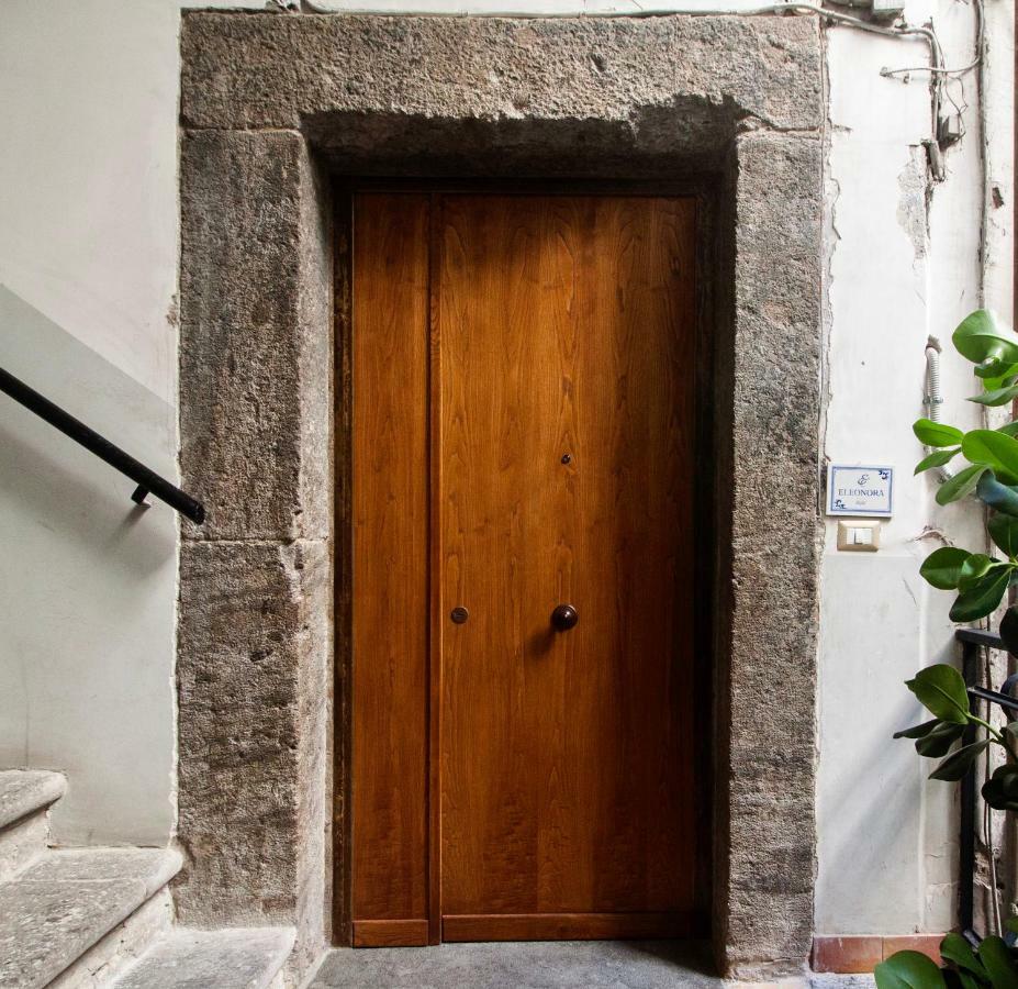 Eleonora Naples