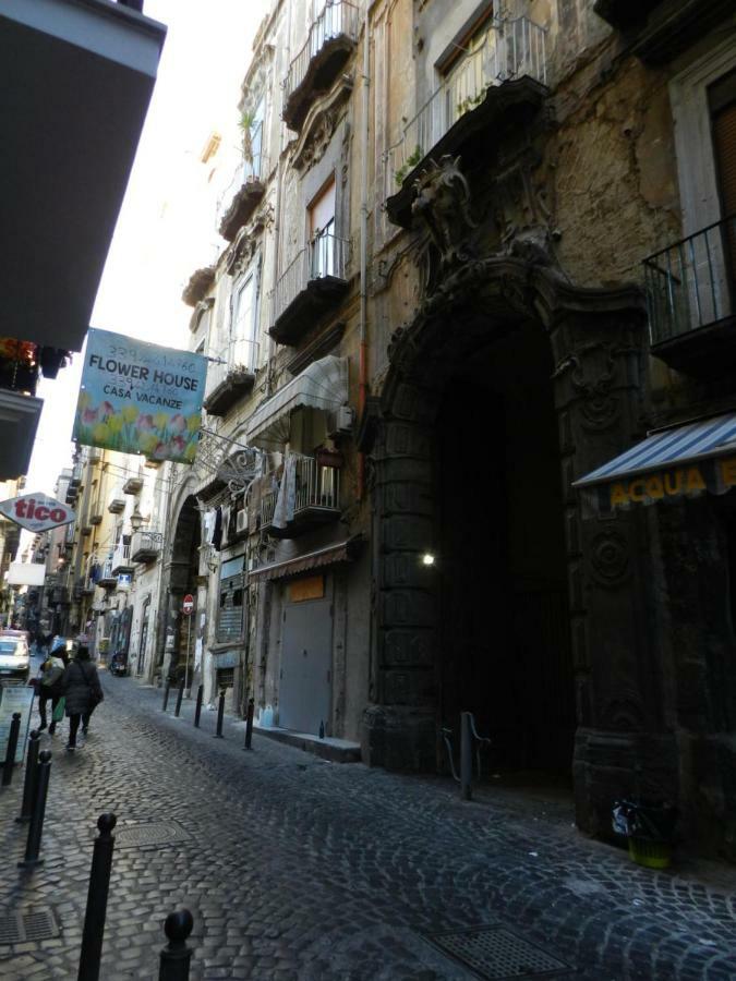 Apartment Ai Tribunali Naples