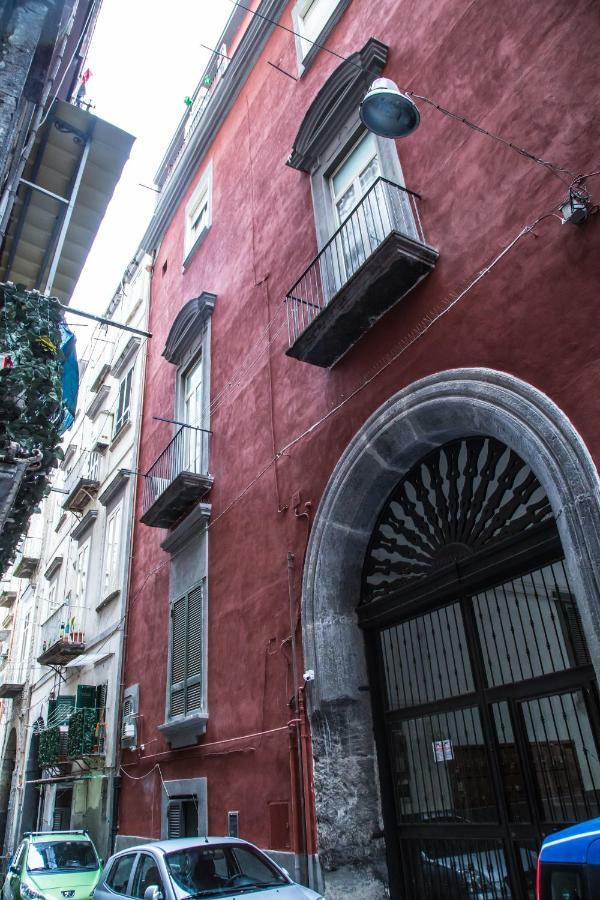 Domus Donnaregina * Naples