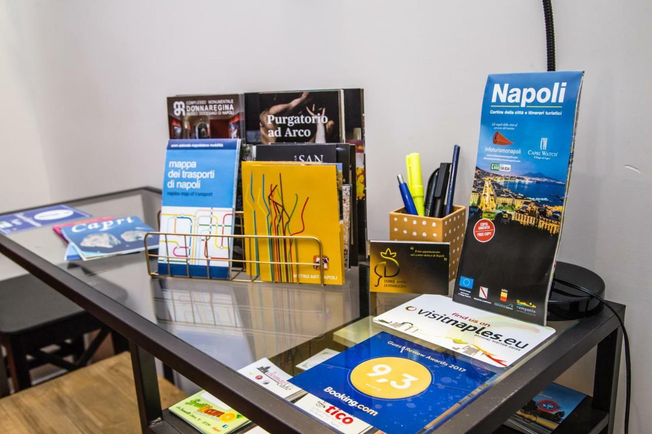 Domus Donnaregina Apartment *