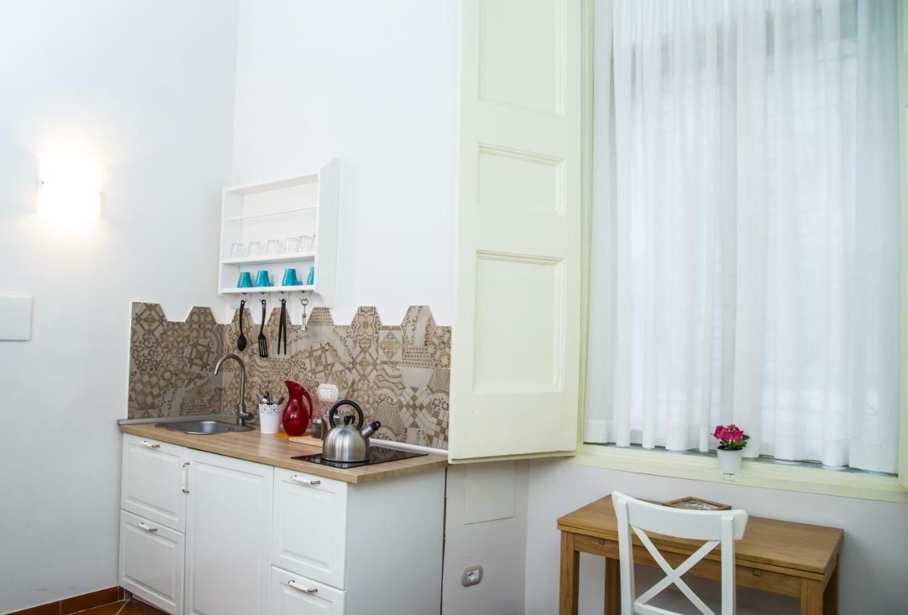 Domus Donnaregina Naples