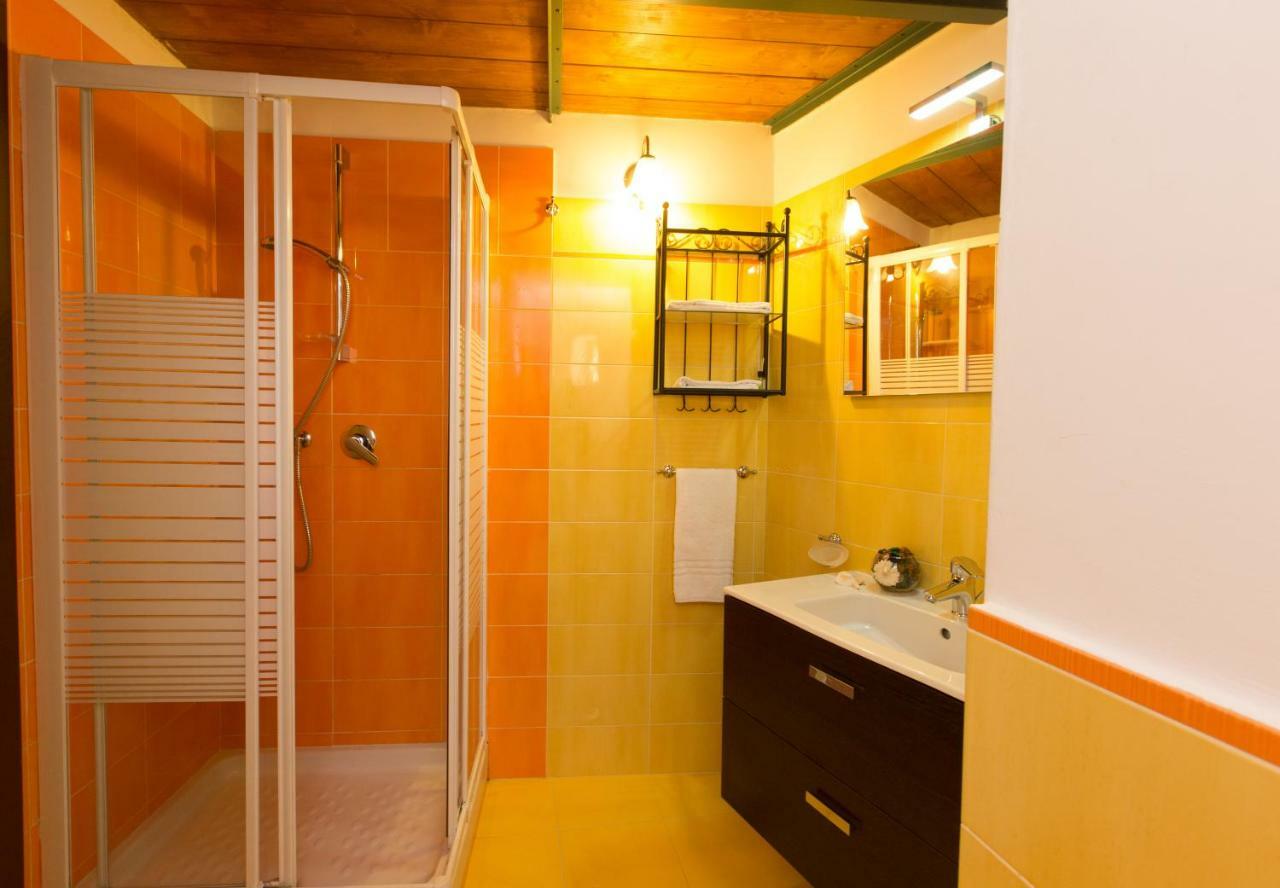 La Fontana Di Rua Catalana Apartment *