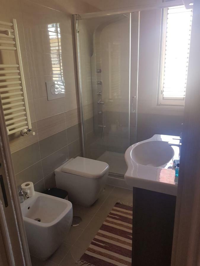 Bibi's Guest house *