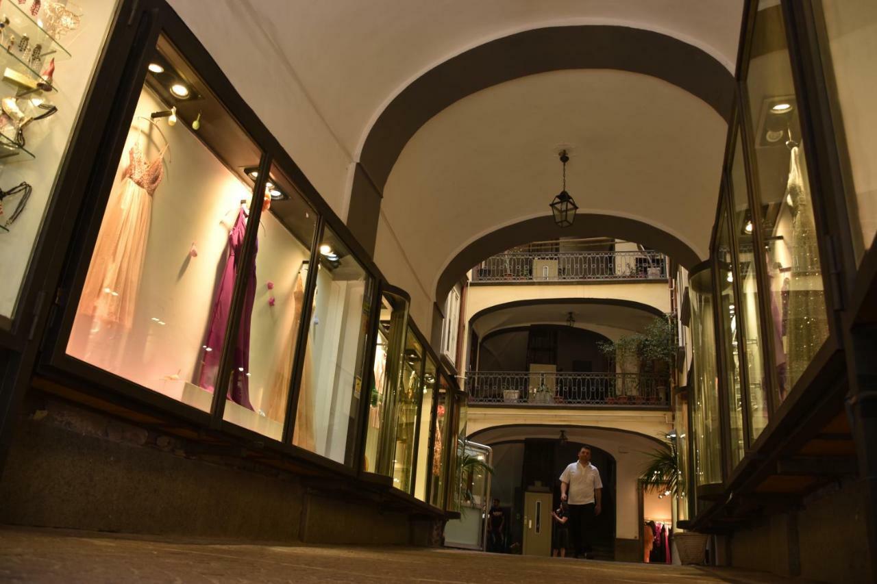 Apartment A Chiaia *