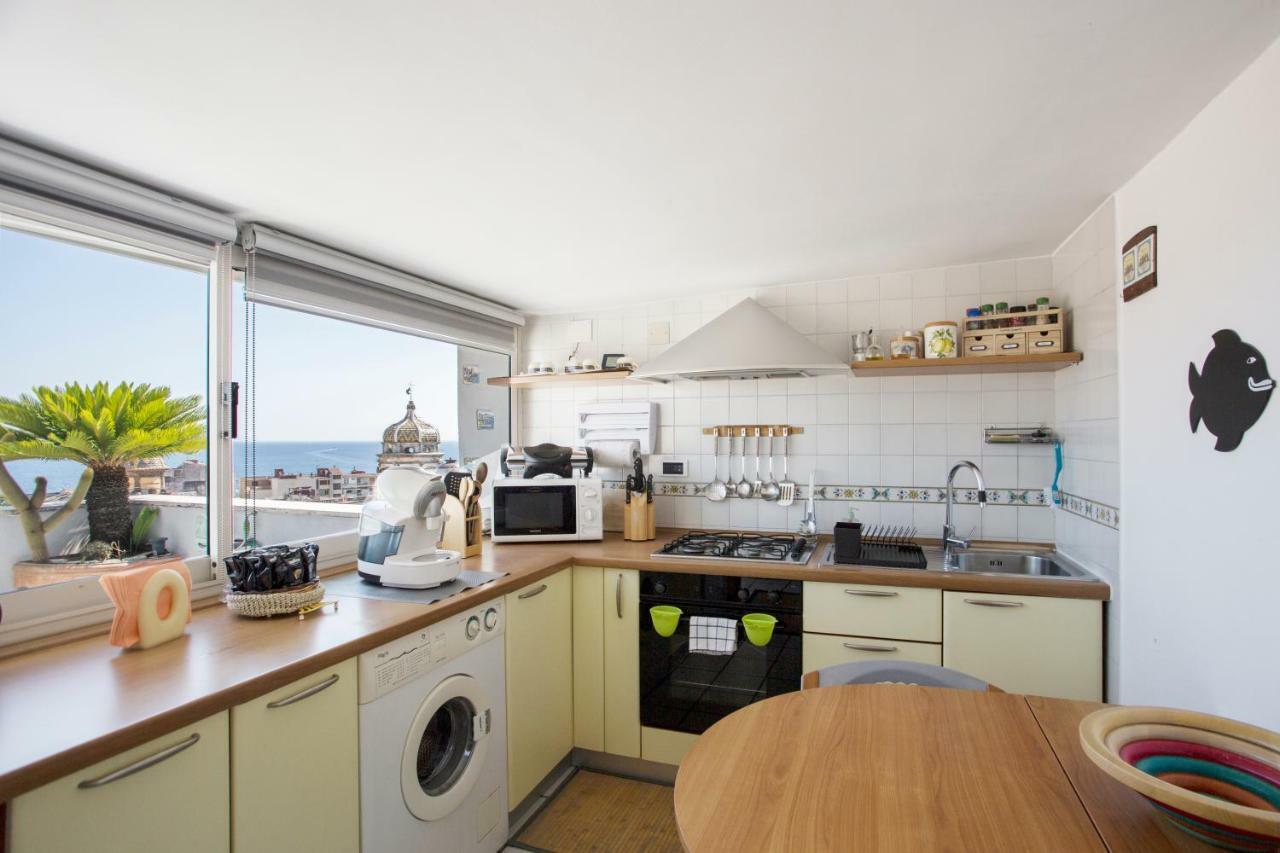 Martucci With Seaview Apartment