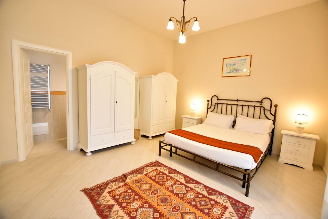 Bed & Breakfast Domus Borbonica