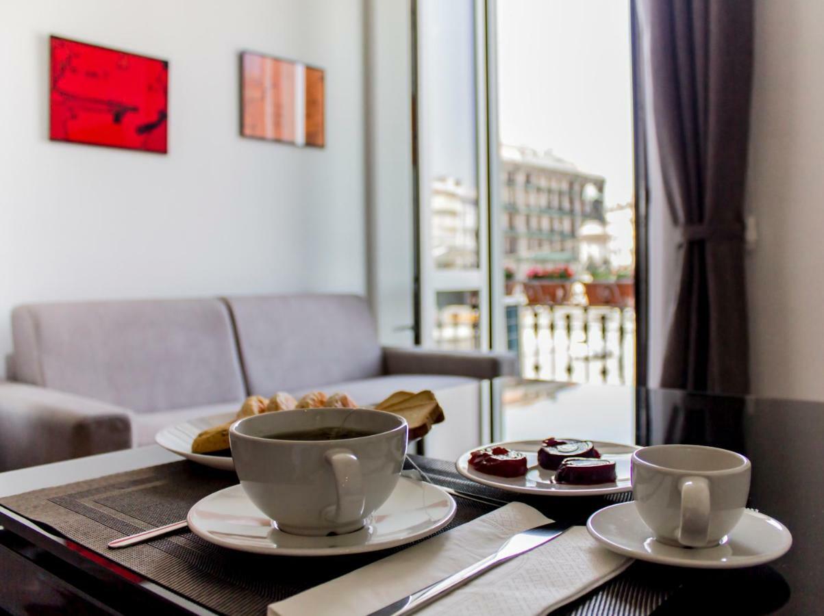 Bed & Breakfast Agora' Dei Mille Naples