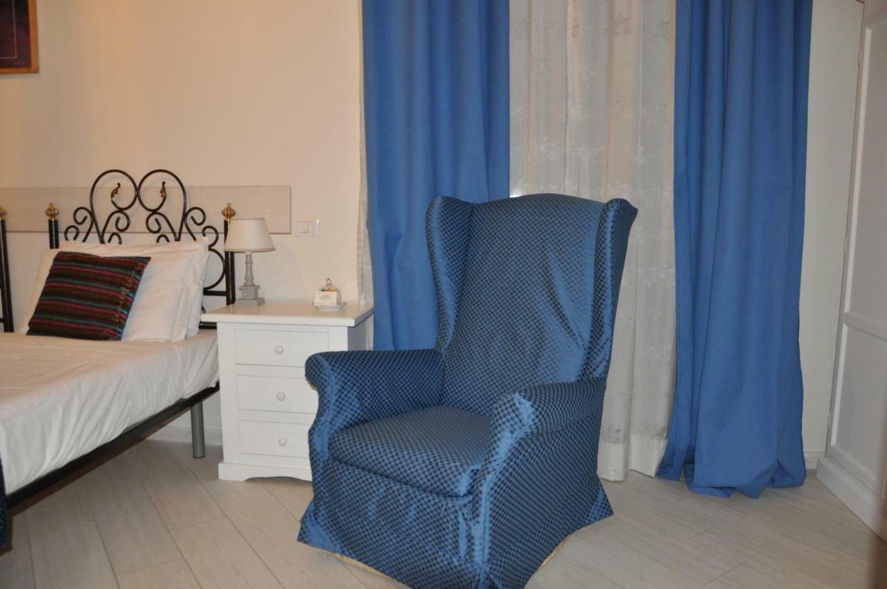 Domus Borbonica Bed & Breakfast
