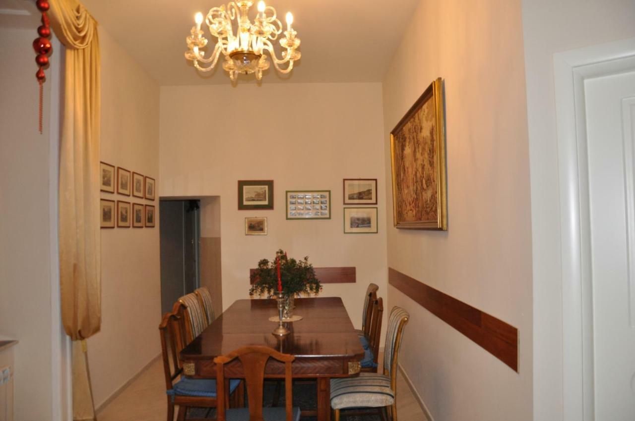 Domus Borbonica 3* Naples