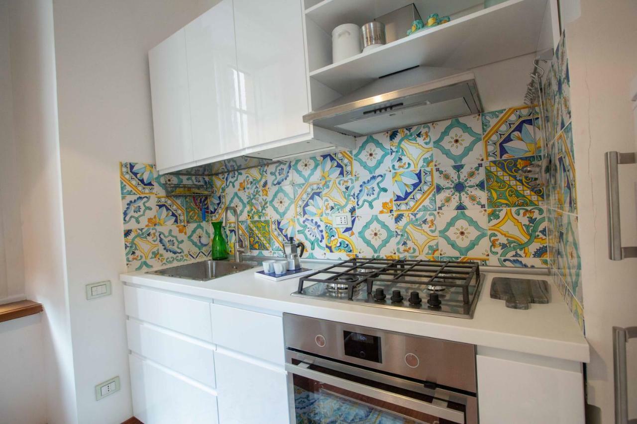Orazio On The Castle By Dimorra Apartment Naples