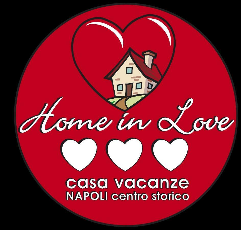 In Love: Balconcino Spaccanapoli Naples