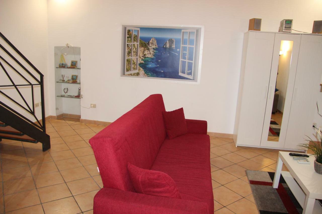 Ai Tribunali Apartment Naples