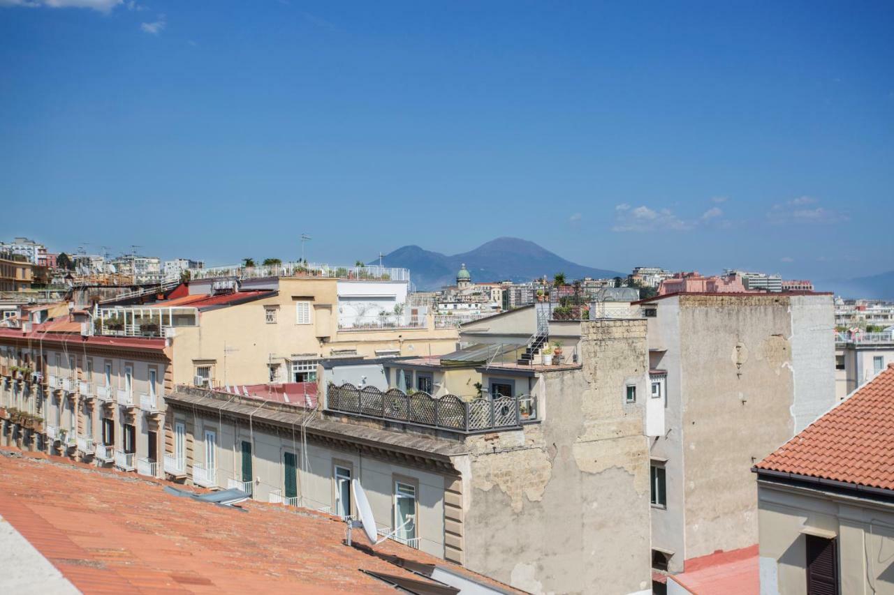 Martucci With Seaview Apartment
