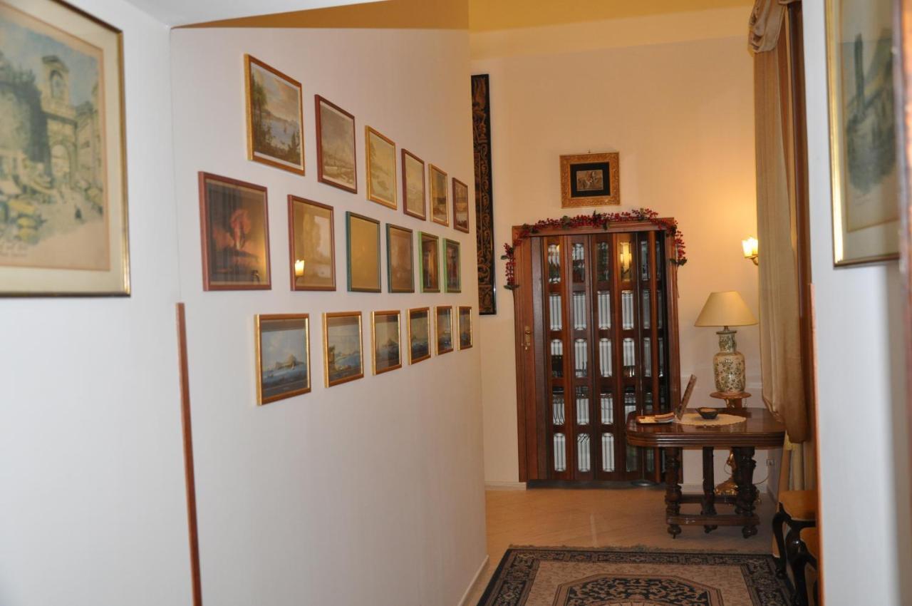 Domus Borbonica 3*
