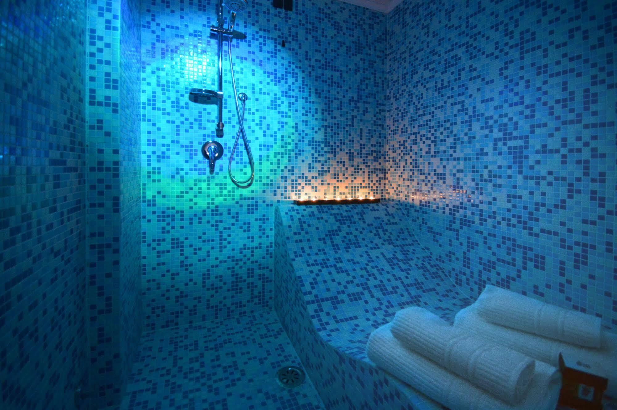 Hotel Barbarella 3*