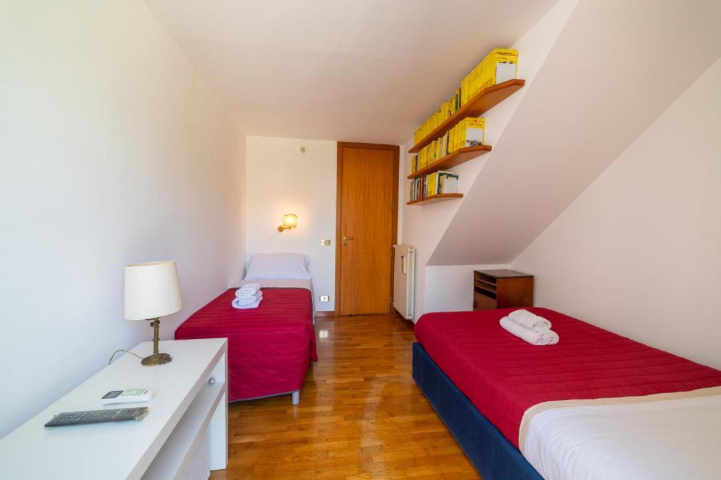 Apartment Portalba Palace: Spacious Three-bedroom With Views *