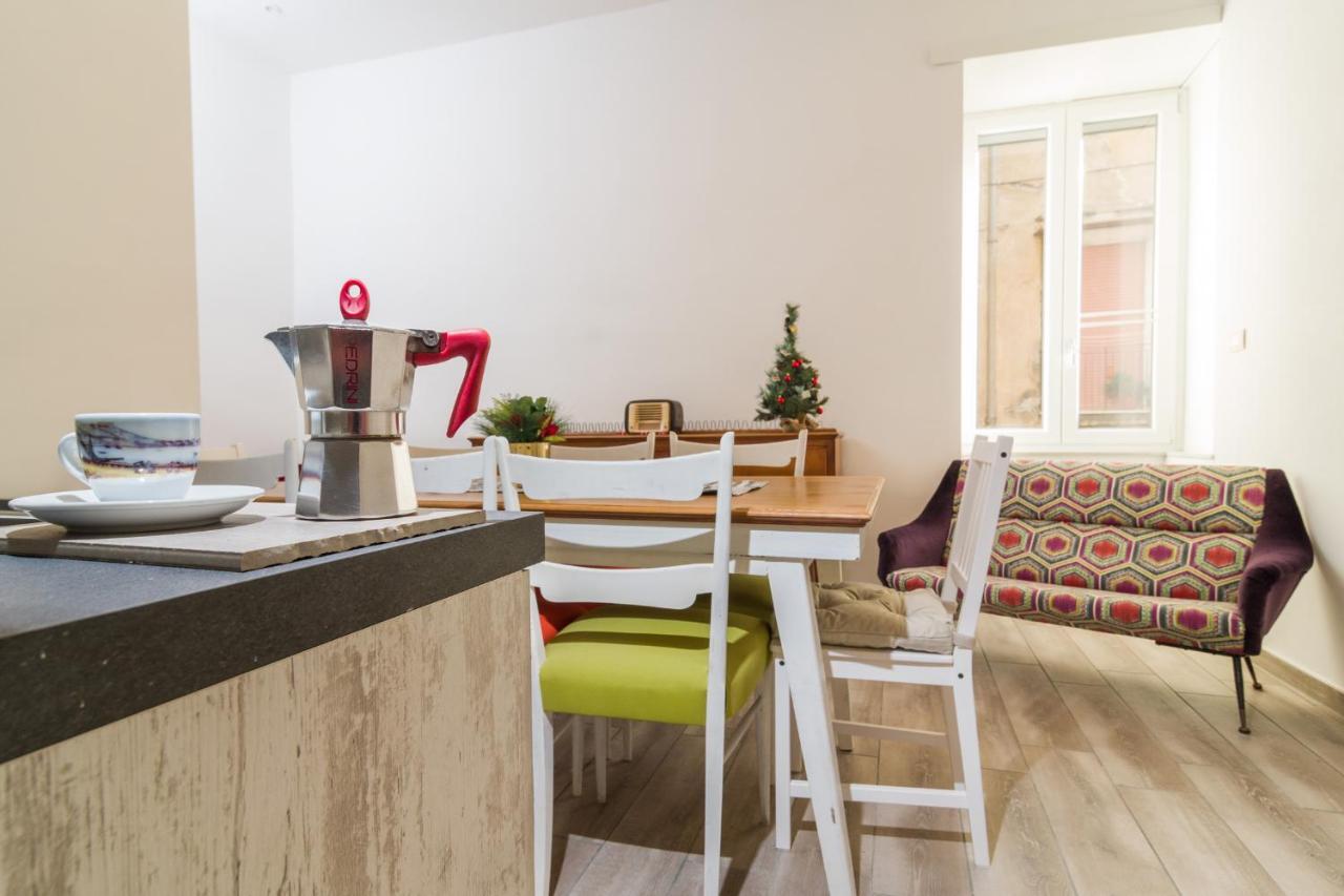 Giu Al Centro Bed & Breakfast Naples