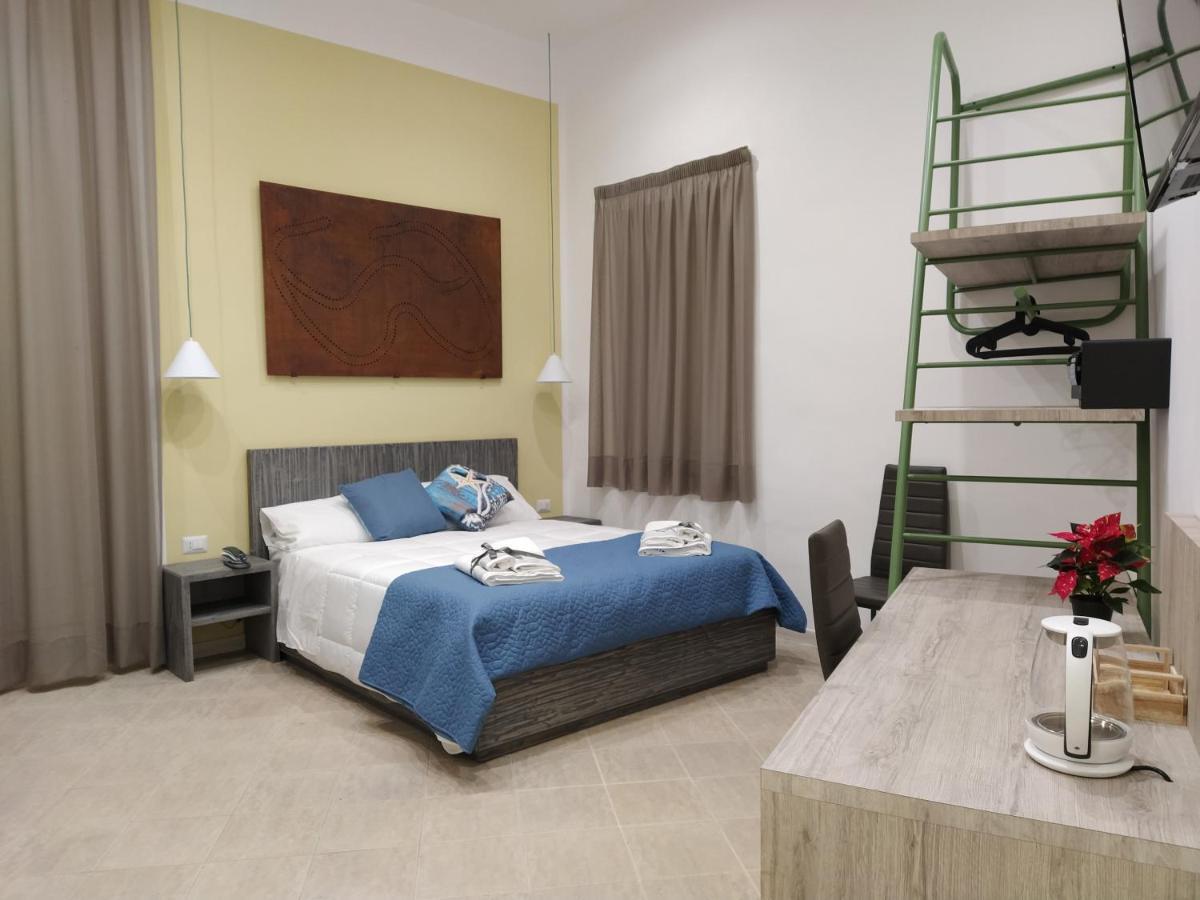 La Casa Di Halley Guest house Naples