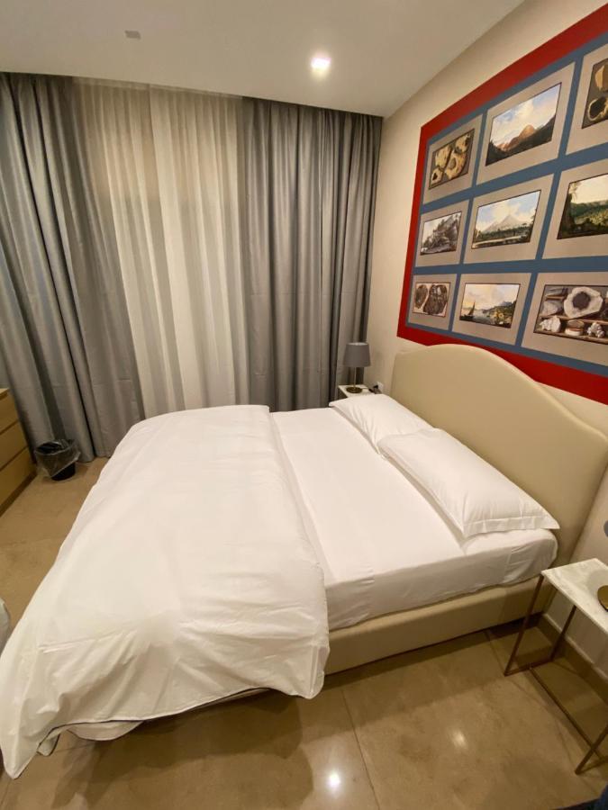 Mdc Luxury Naples