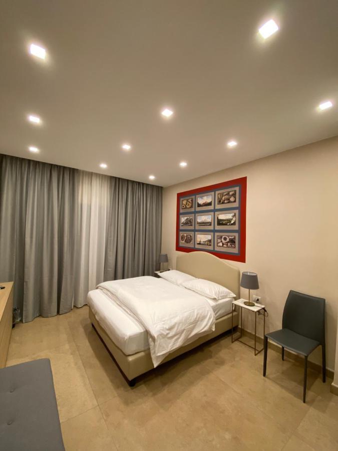 Mdc Luxury * Naples