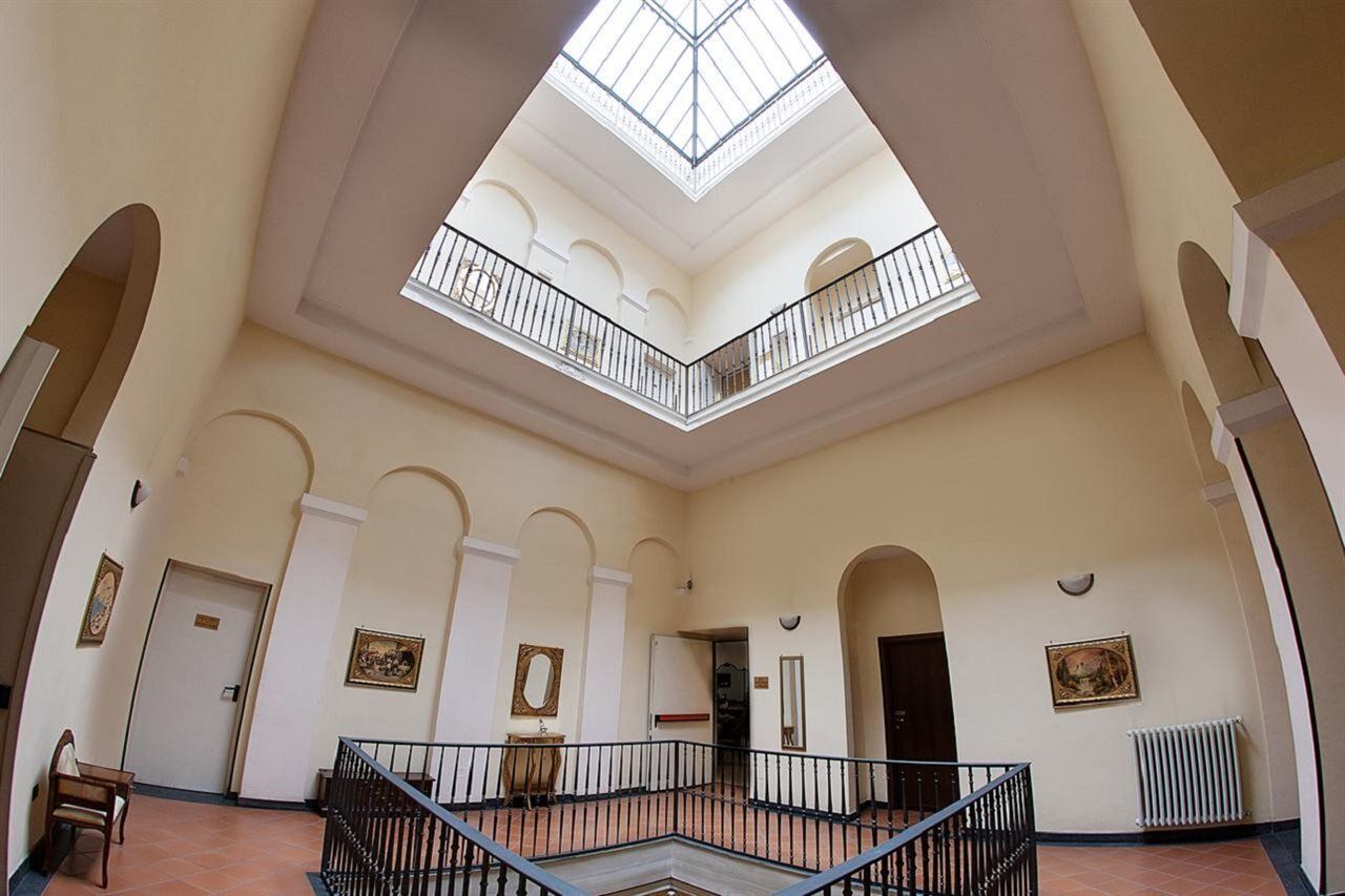 Grand Capodimonte Naples