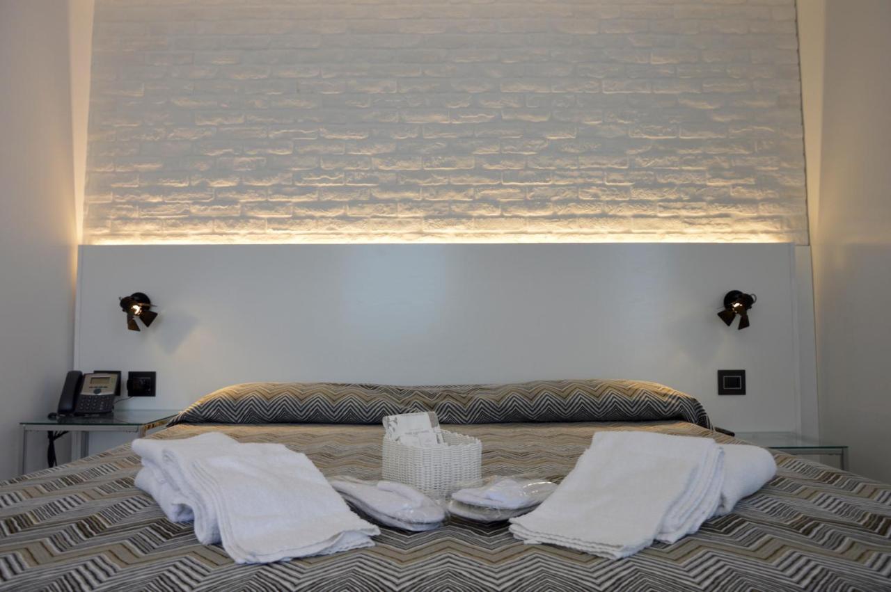 Relais Piazza Del Plebiscito Naples