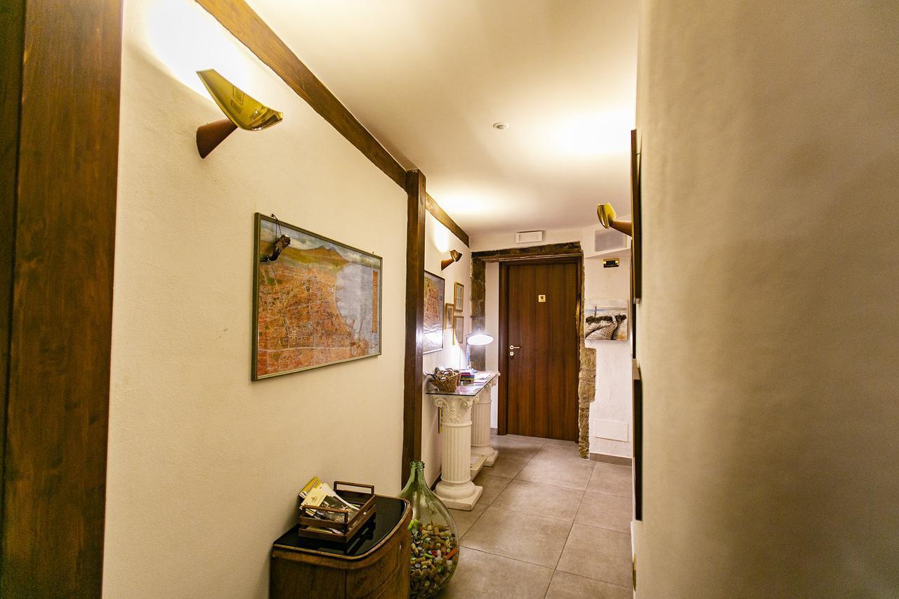 Colonna Bed Naples